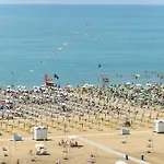Serenissima Aparthotel