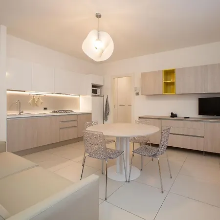 Serenissima Aparthotel